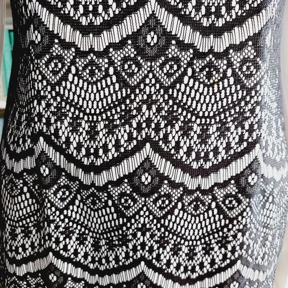 Jessica Simpson Bonded Lace Sleeveless Back Zip Up Mini Dress P5505 - Picture 5 of 9